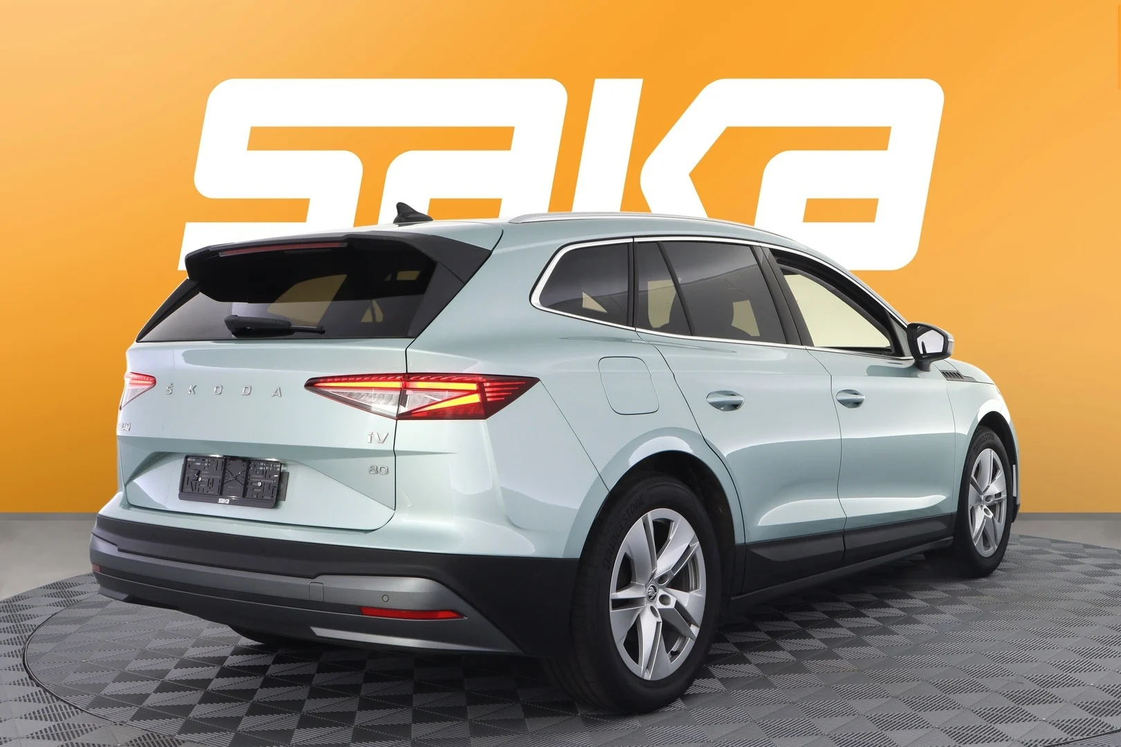 Car Image - 5gjLIMDUv9zB1XuEzxaeaS