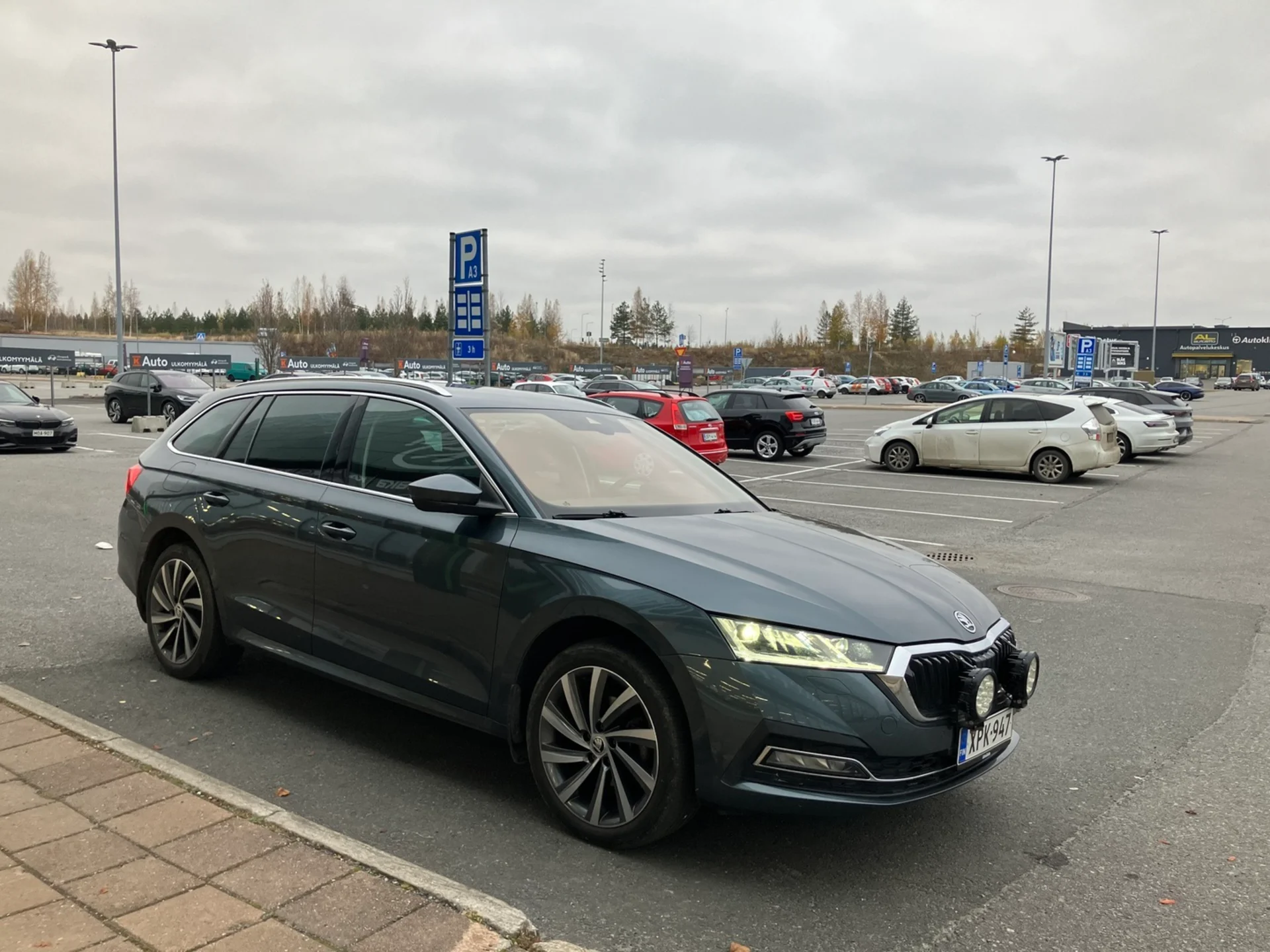 Car Image - 3Fda7g62idNH4w3essk1oG