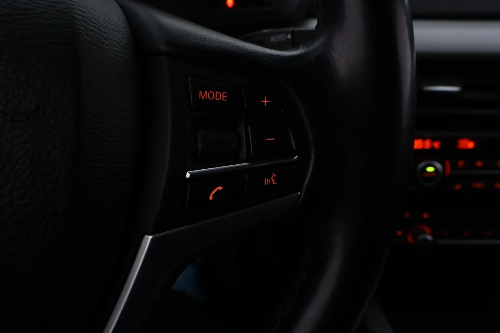 Car Image - 61bNvYVq0zFWkNkkgQVZY