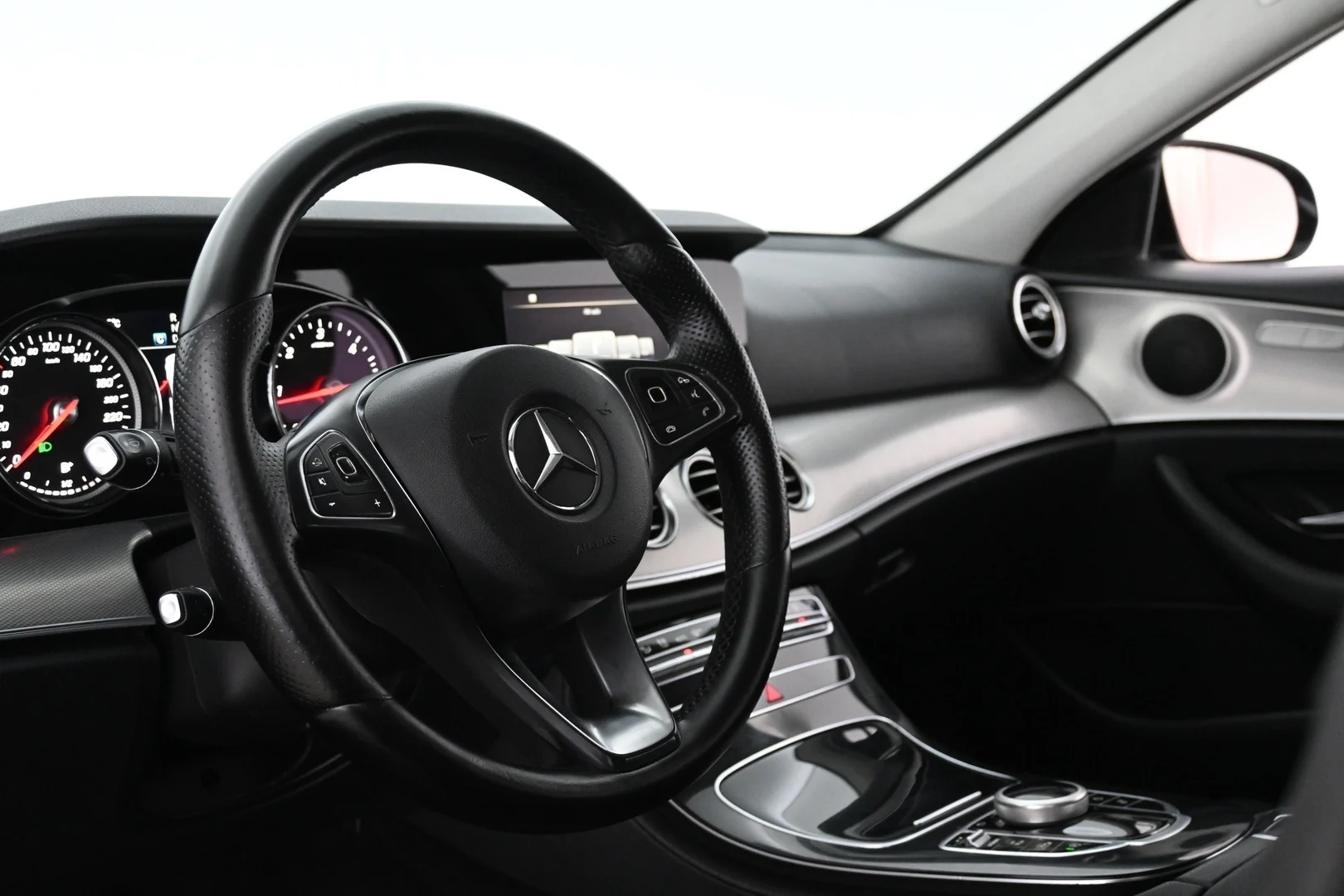Car Image - 3RWGZMNcMVtm33xX3vWBlk
