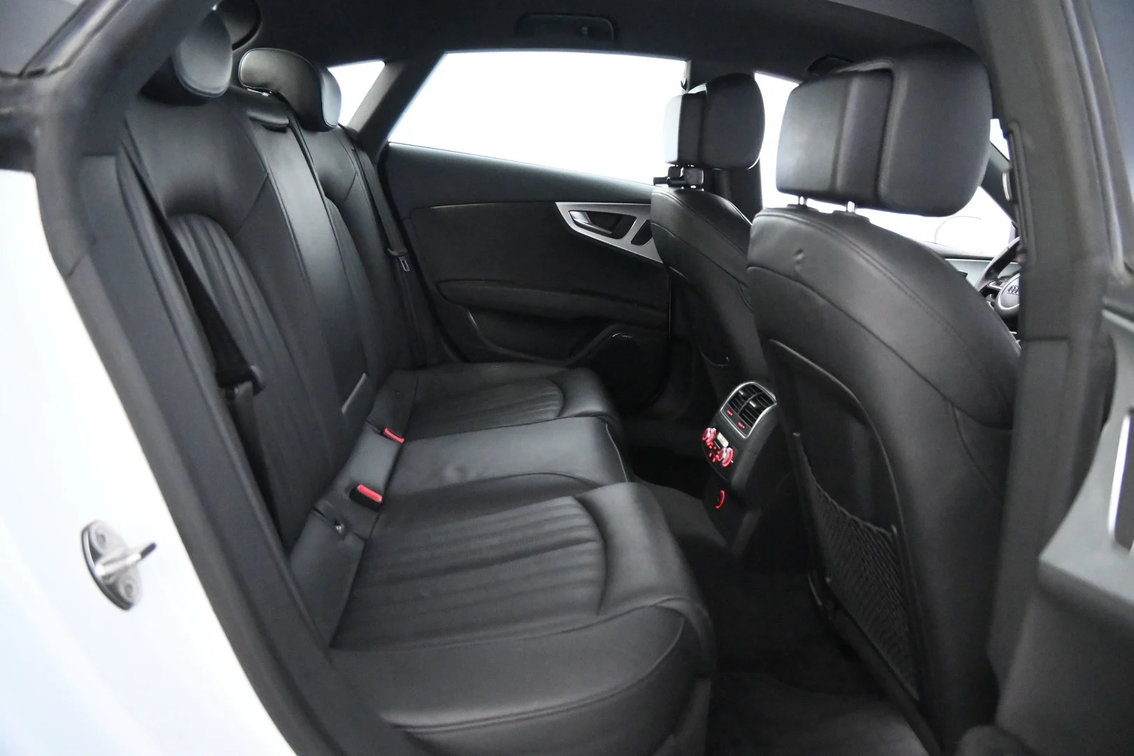 Car Image - 1DN2TqHlQdPFIknDZJEYc7