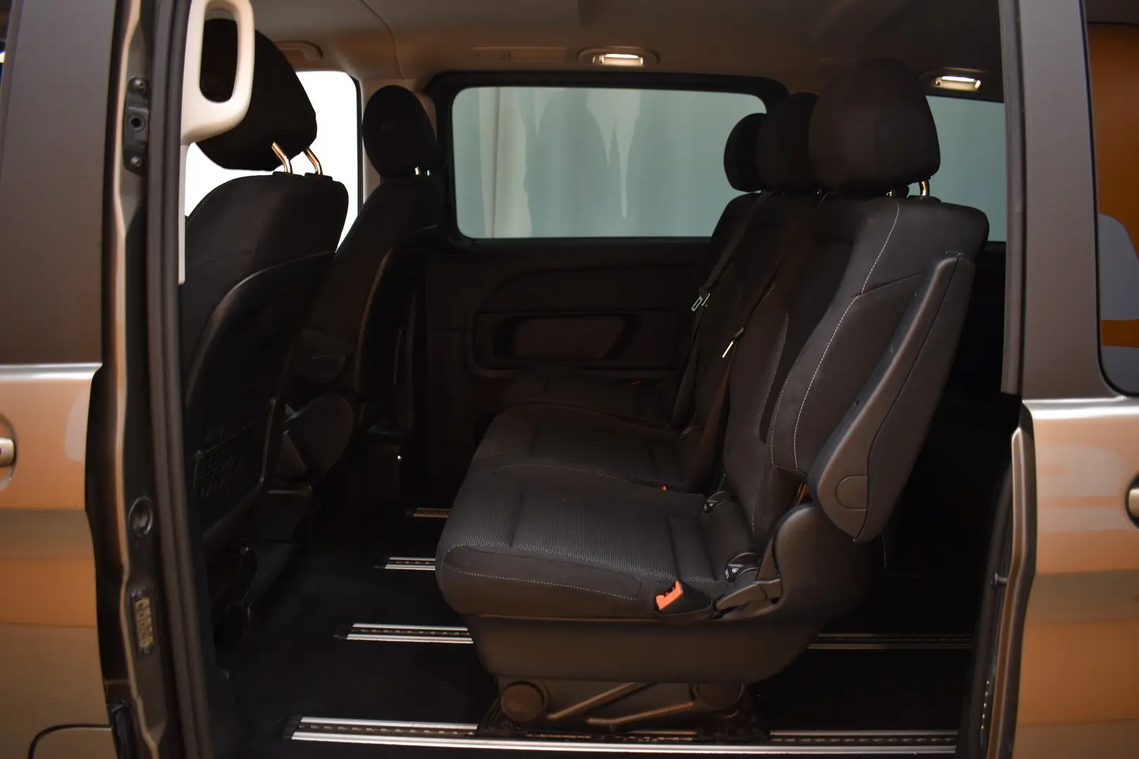 Car Image - 7ajoYLlsLtB4FRJjb9Vmpa