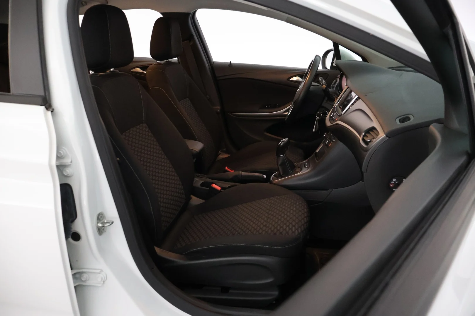 Car Image - 5KZnvWttDW7IslPxFjjc4M