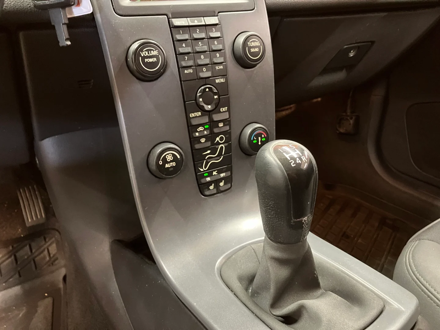 Car Image - 32y1E0eRJiNoVlpXdIOHmS