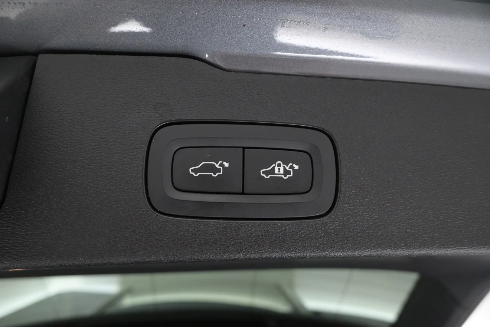 Car Image - 6xBq4B4hWNFwzxV7iS1zg4