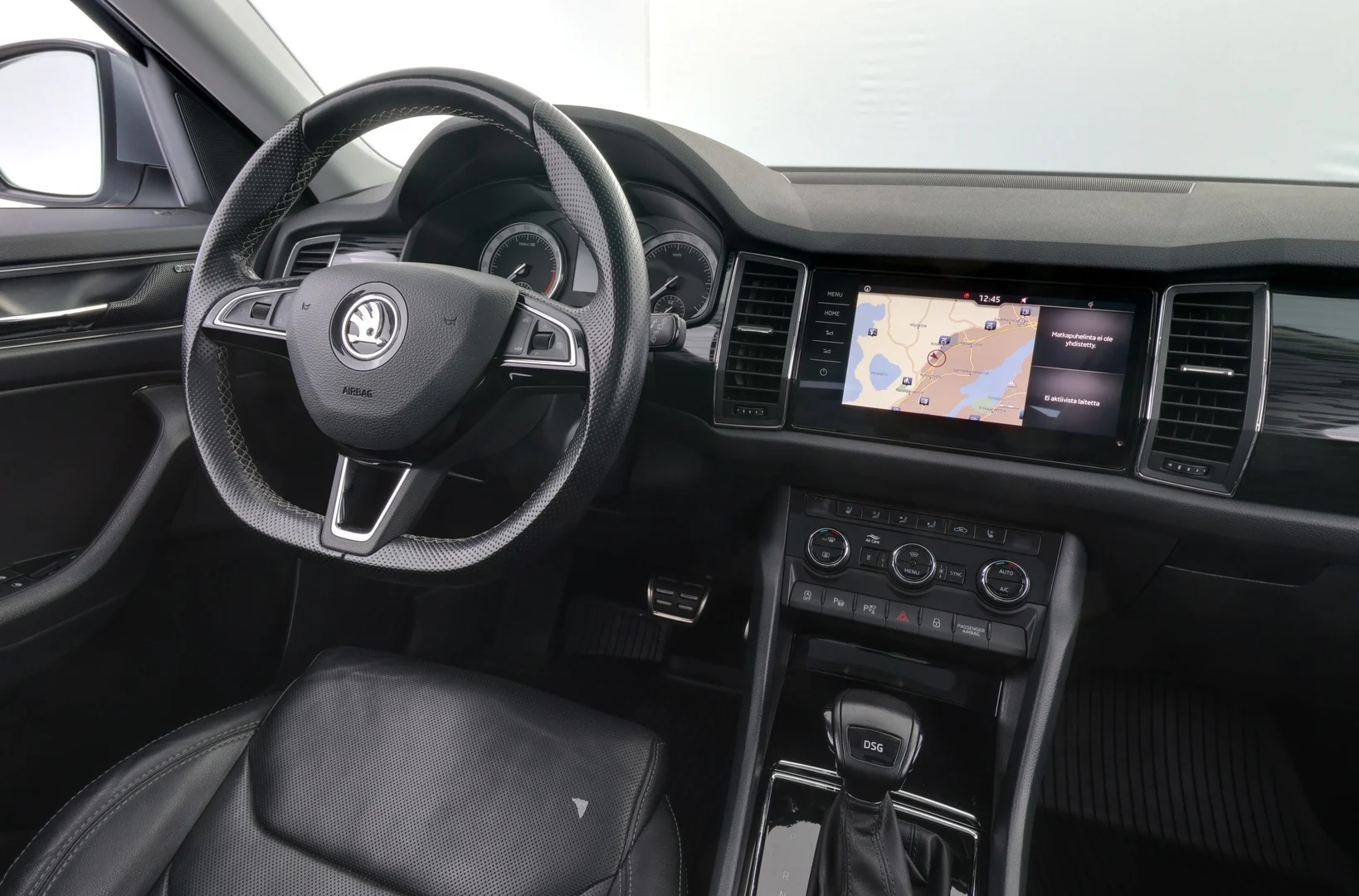 Car Image - 6PUJsTPH1ik7dbEvHgATuY