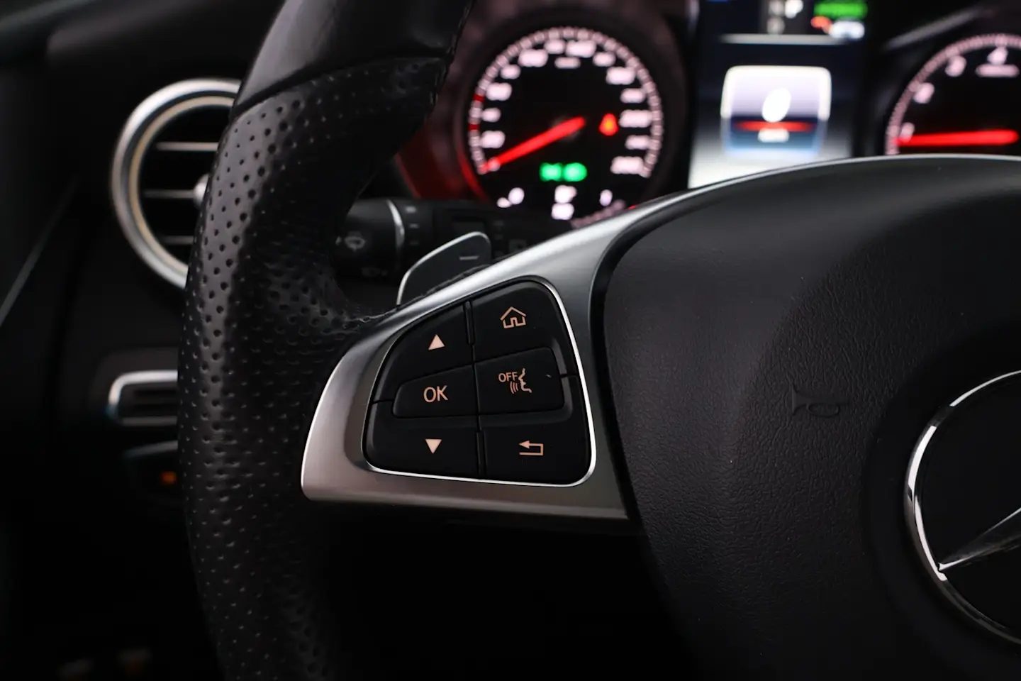 Car Image - 4TwTORLBgSDbtZ6DwZguB5