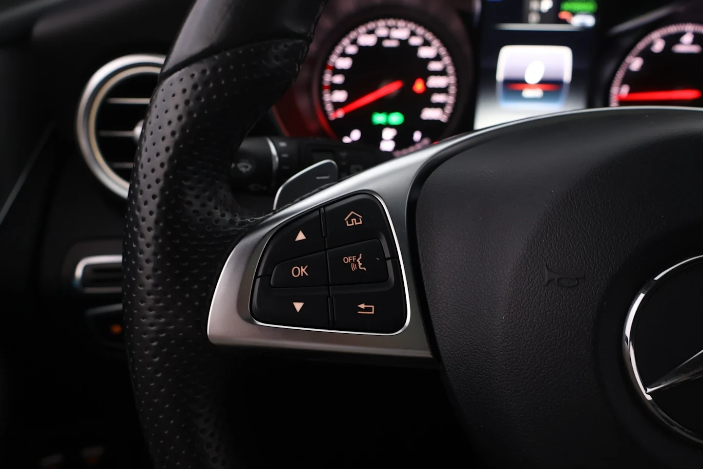 Car Image - 4TwTORLBgSDbtZ6DwZguB5