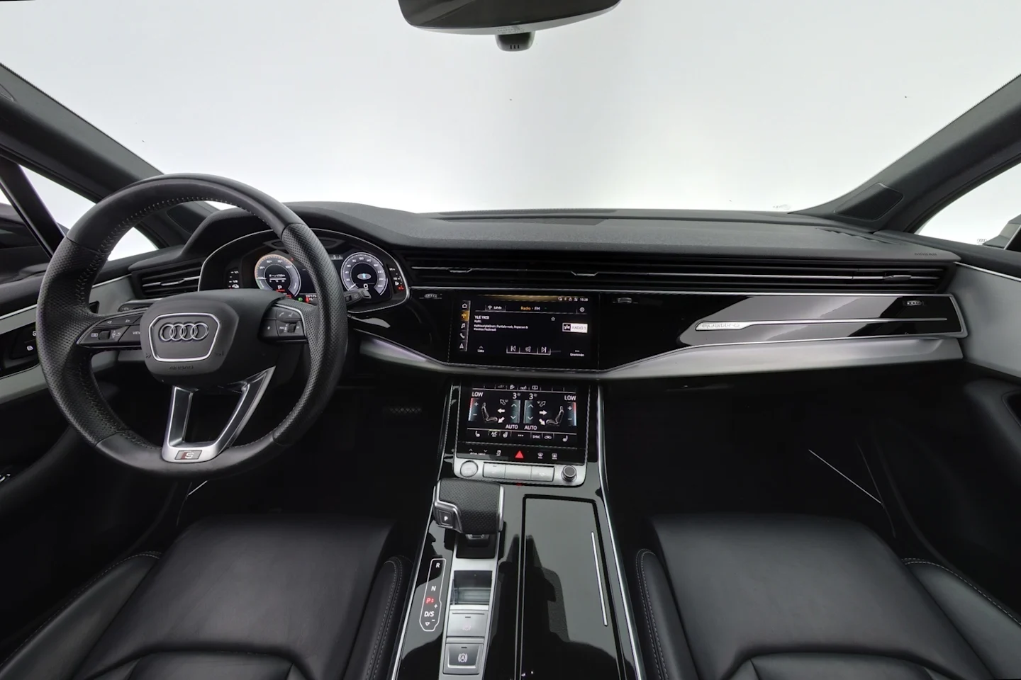 Car Image - 3zCw0Sth6BKwiQeEWDL33D