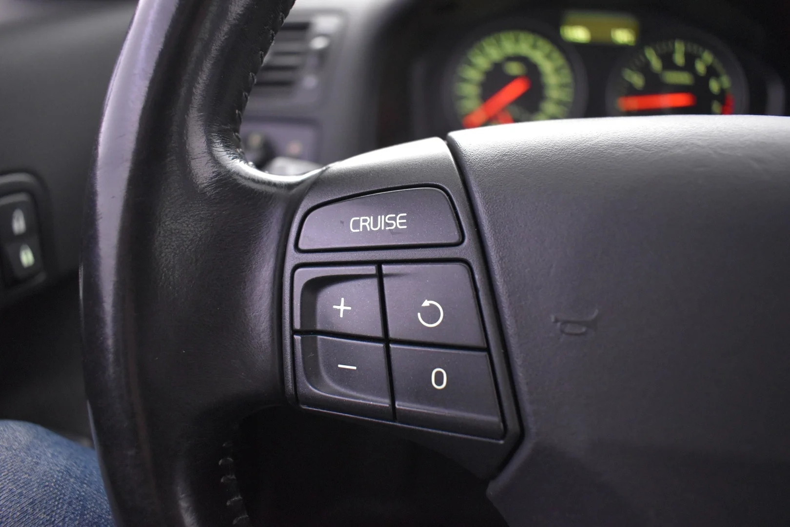 Car Image - ghO41lQ4CHysCO7zNMHc9