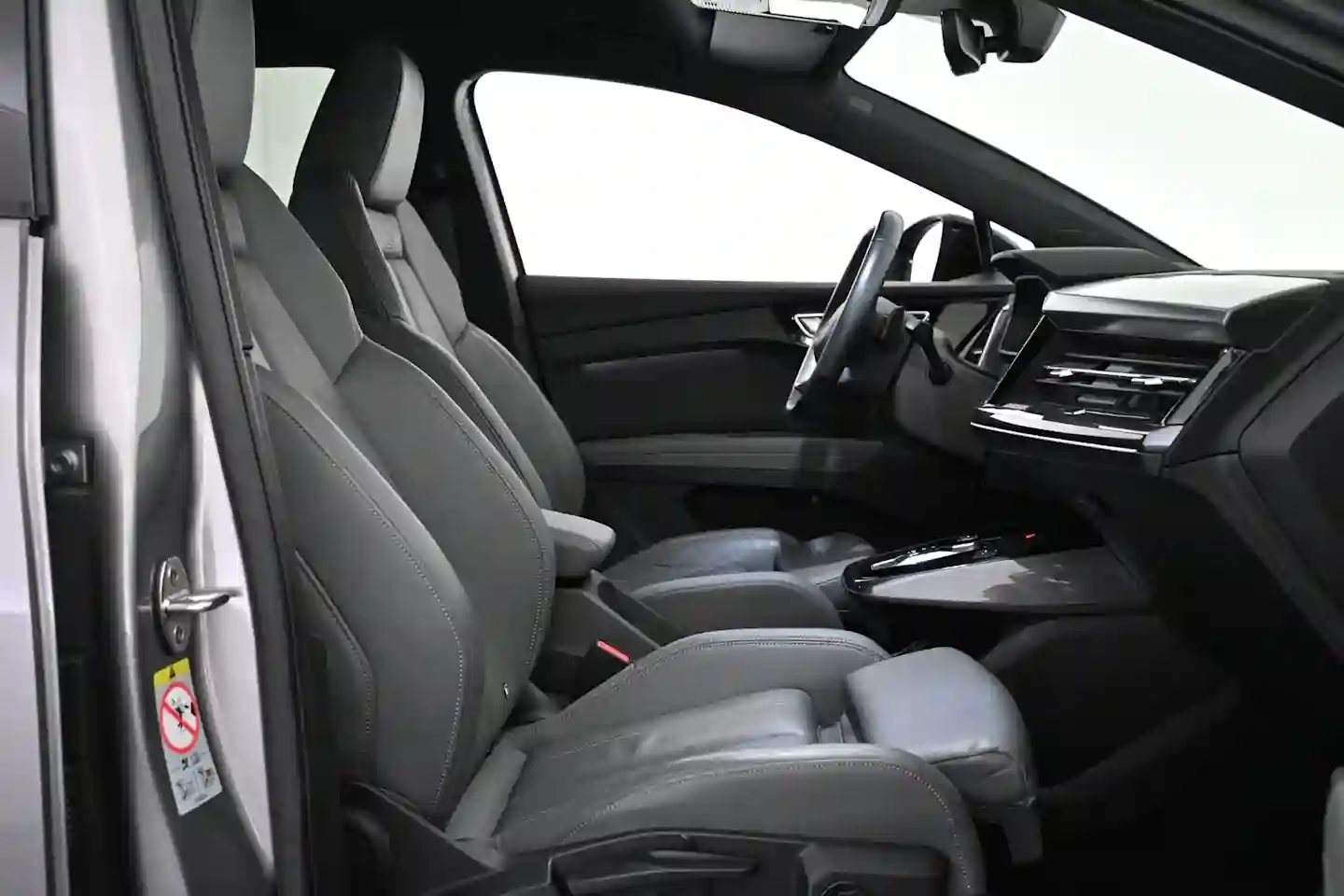 Car Image - 47IPxjhYlf2TYRhbNjfh7q