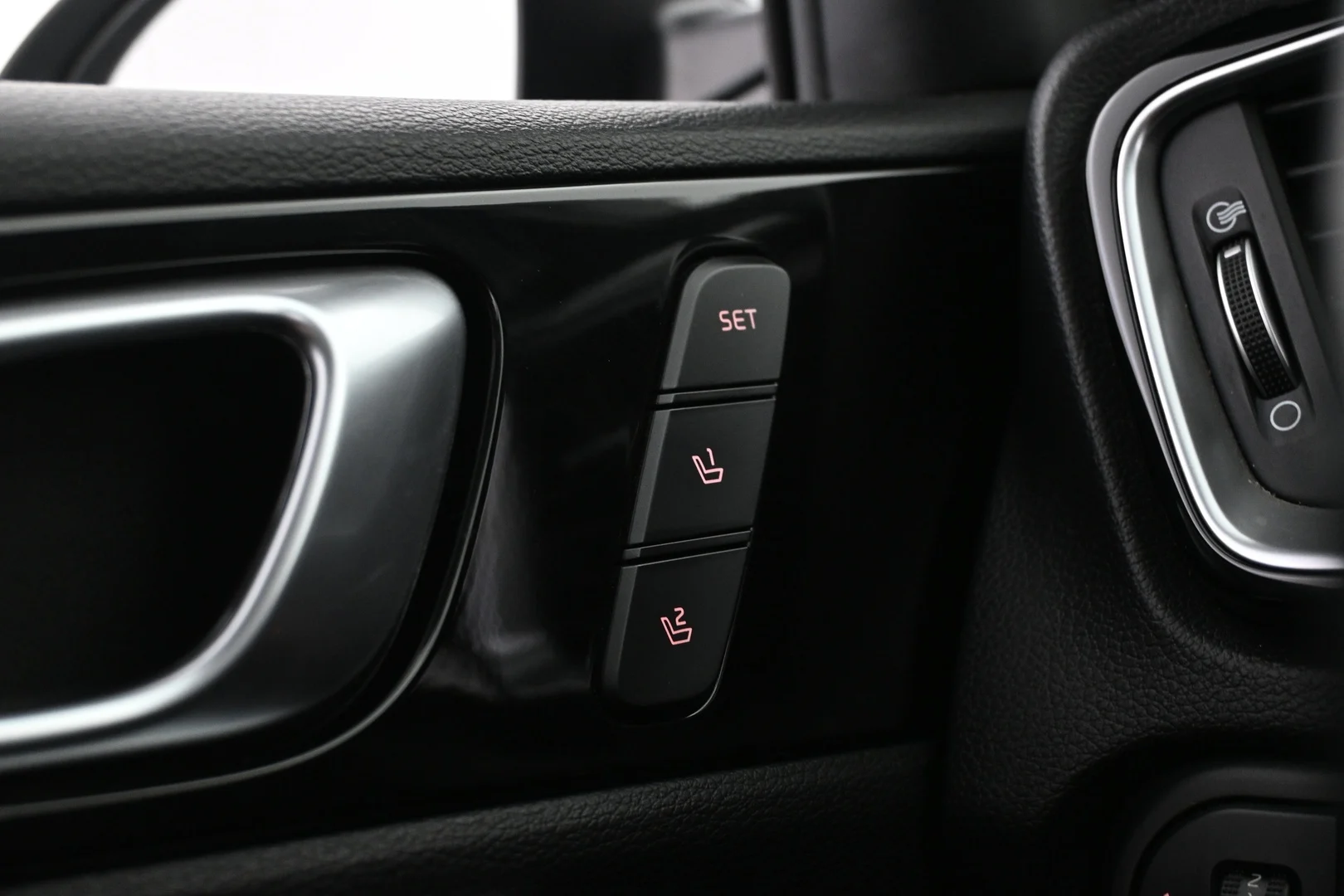 Car Image - 6zPULZt2RfNwXVfIOZRIVA