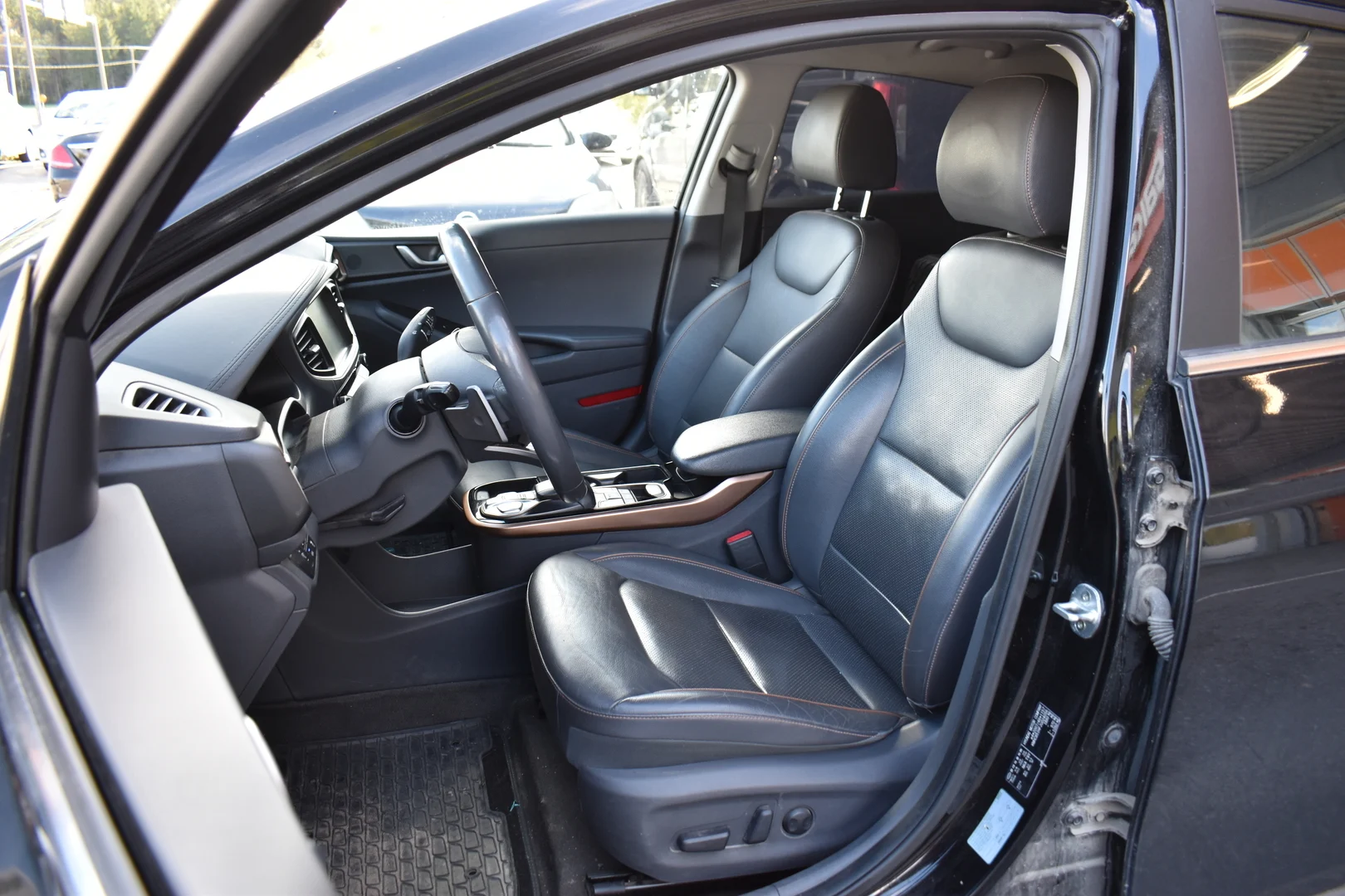 Car Image - 3vgGATRCN6Jo6zi6VLHExh