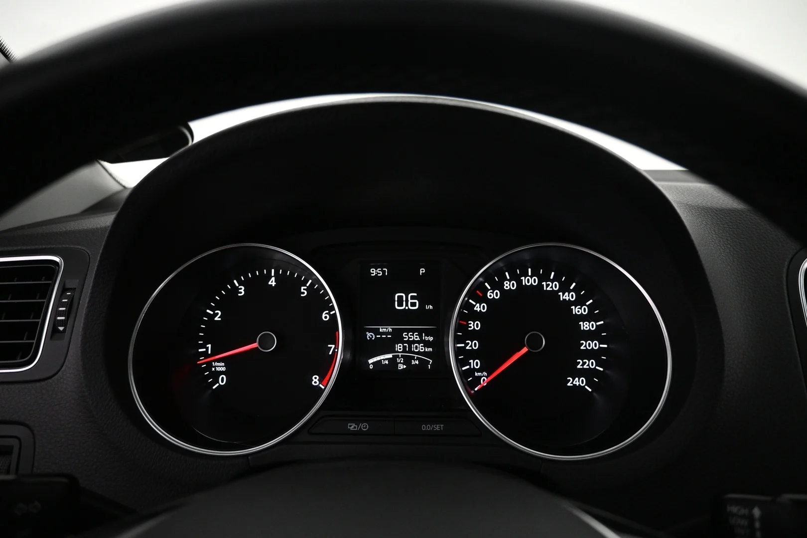 Car Image - 52OCIv8gUinjzydLgn9MtP