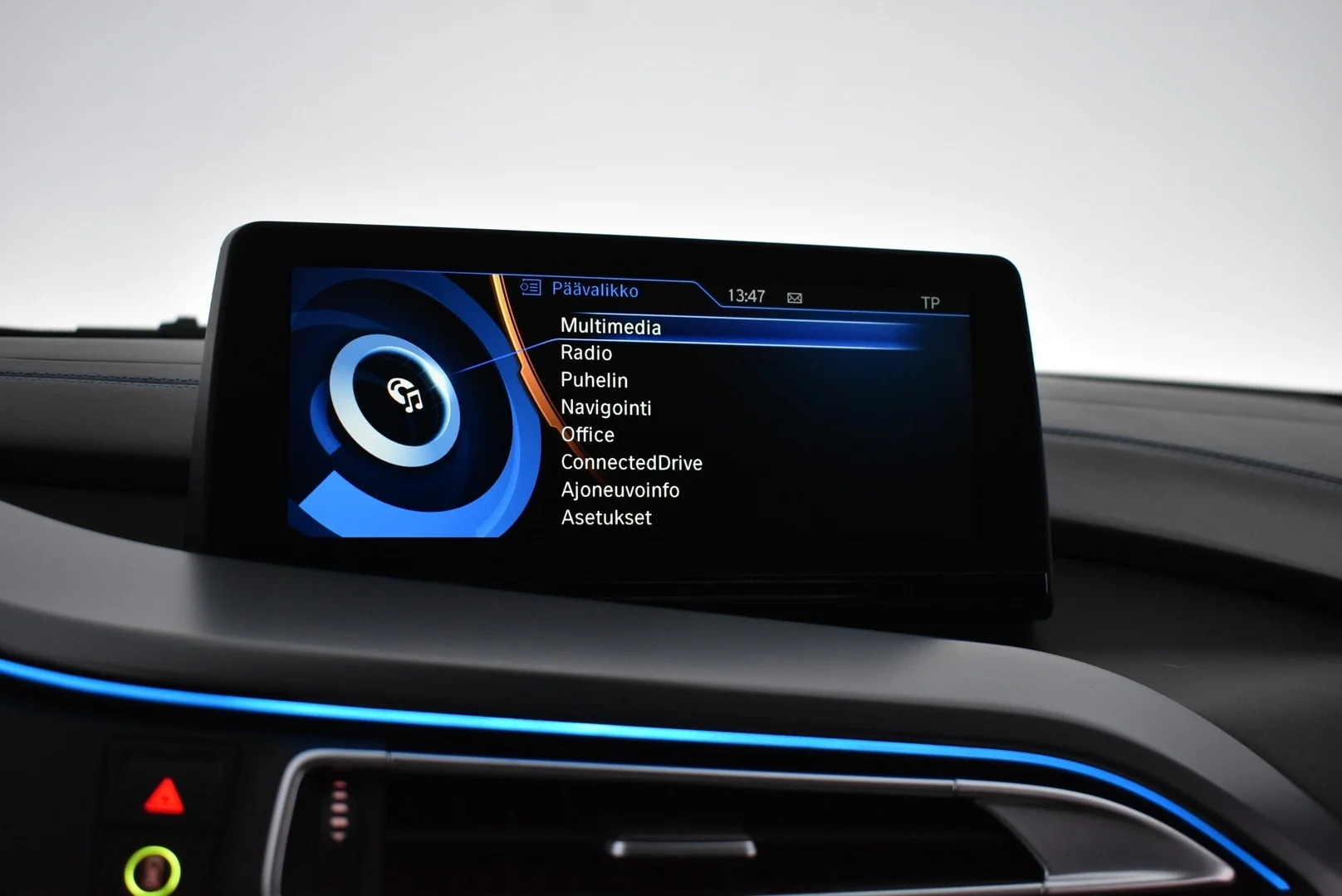 Car Image - 1TeLBy6DsI19GpBxOMqkmX