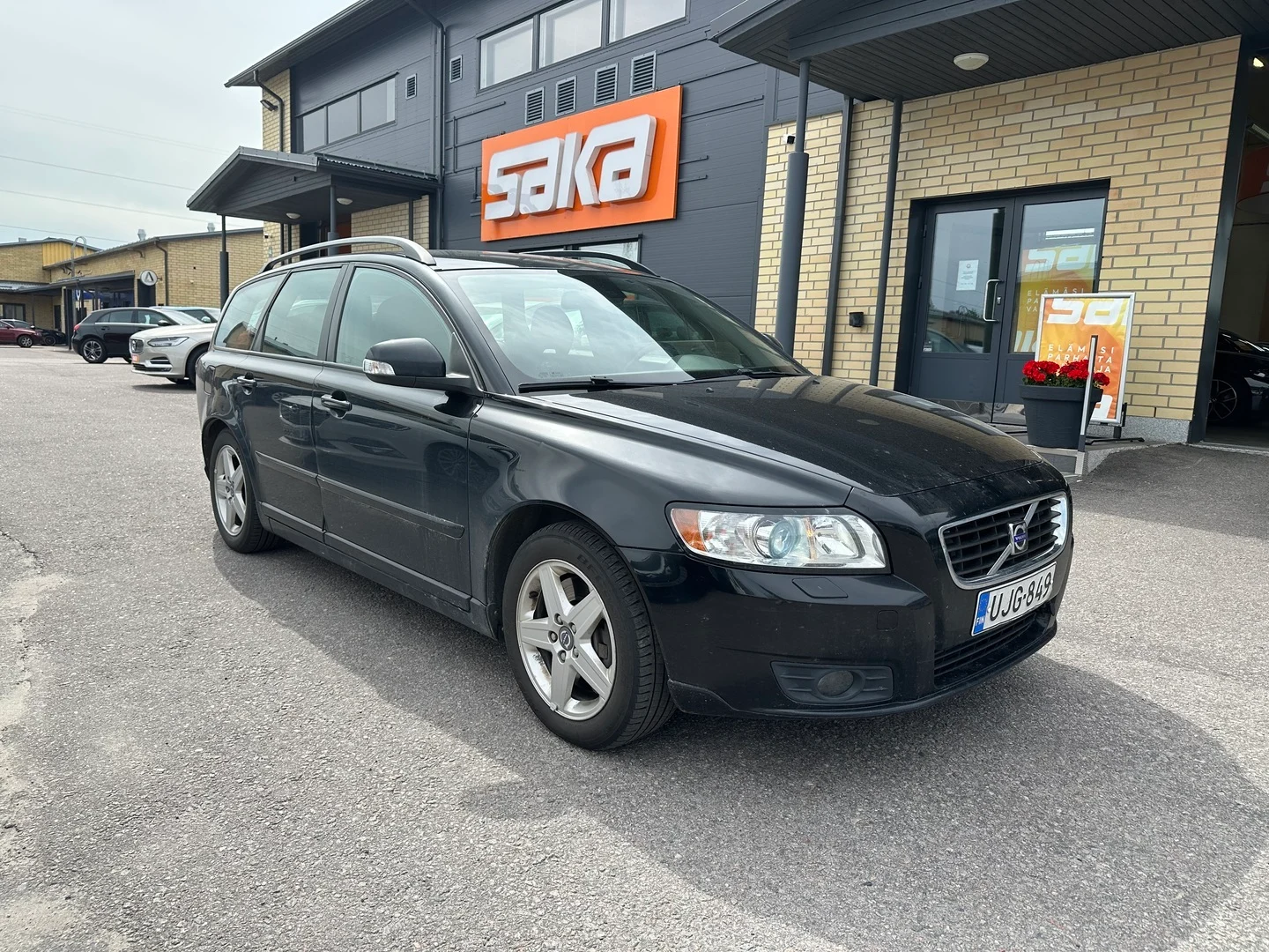Car Image - 3FxBe9GJHOmm6wDrtFuXEl