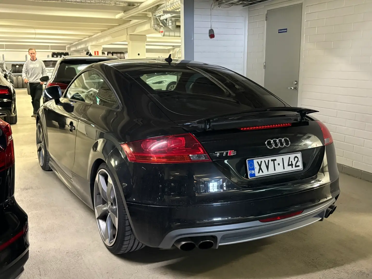 Car Image - 2ssLcPinjsdinJ2e2BcrNG