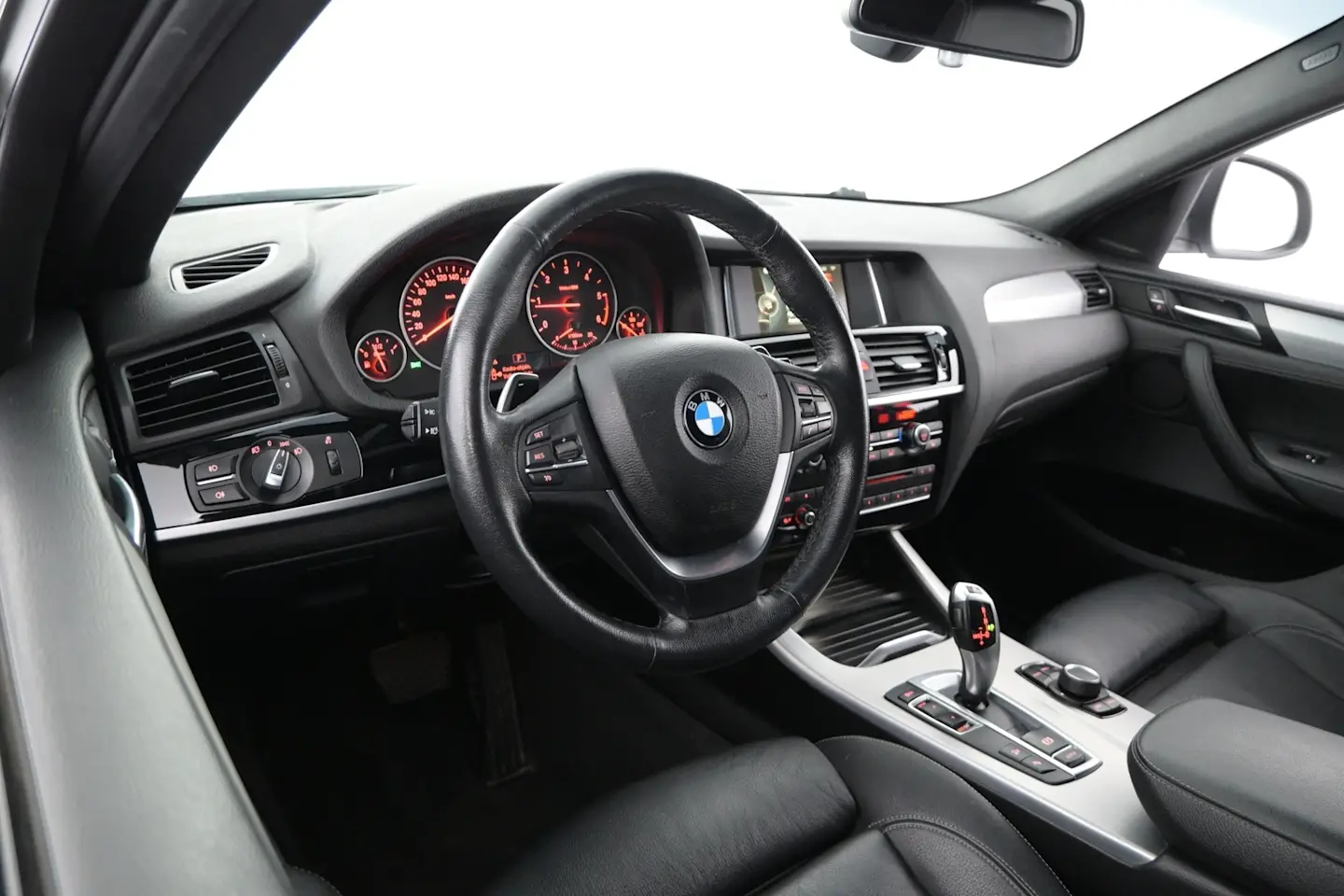 Car Image - jaq1CROSTet8S5oX10YG0