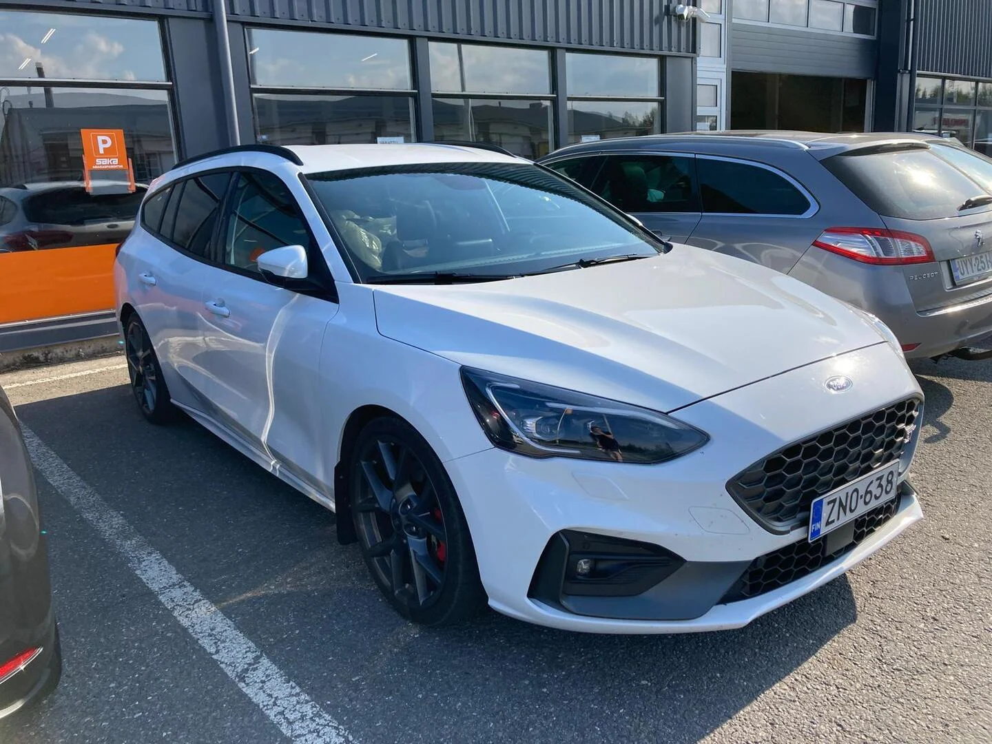 Car Image - 34rkEEcLQULXFkyrKJE3Gm