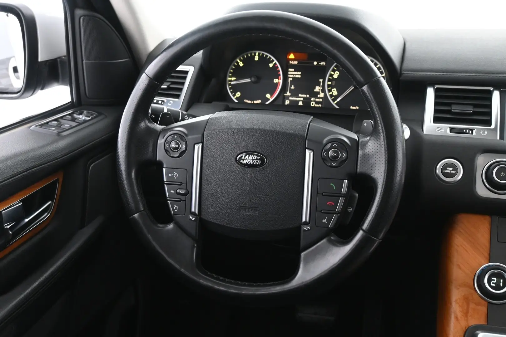 Car Image - 2YXGgZp4PONcliVkRJ4Sc3