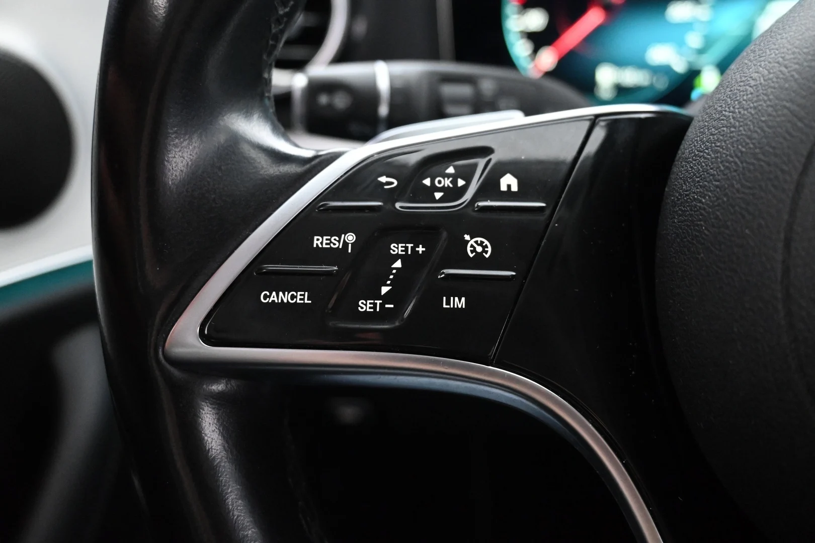 Car Image - 3WMouNXERlvY8n7f1Eqjdf