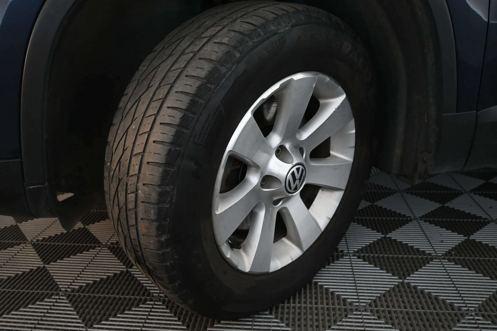 Car Image - 1Uczb3ZkNqk2Nz5cW8LJXt