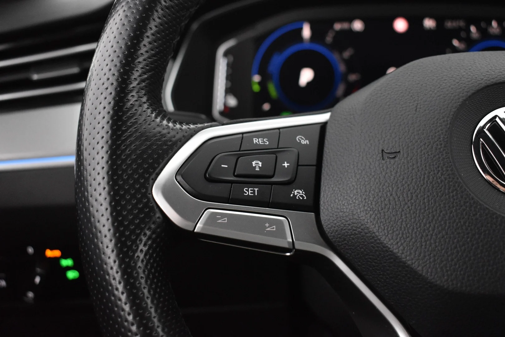 Car Image - 7DHBbwYmtP38o3sdgziBNV
