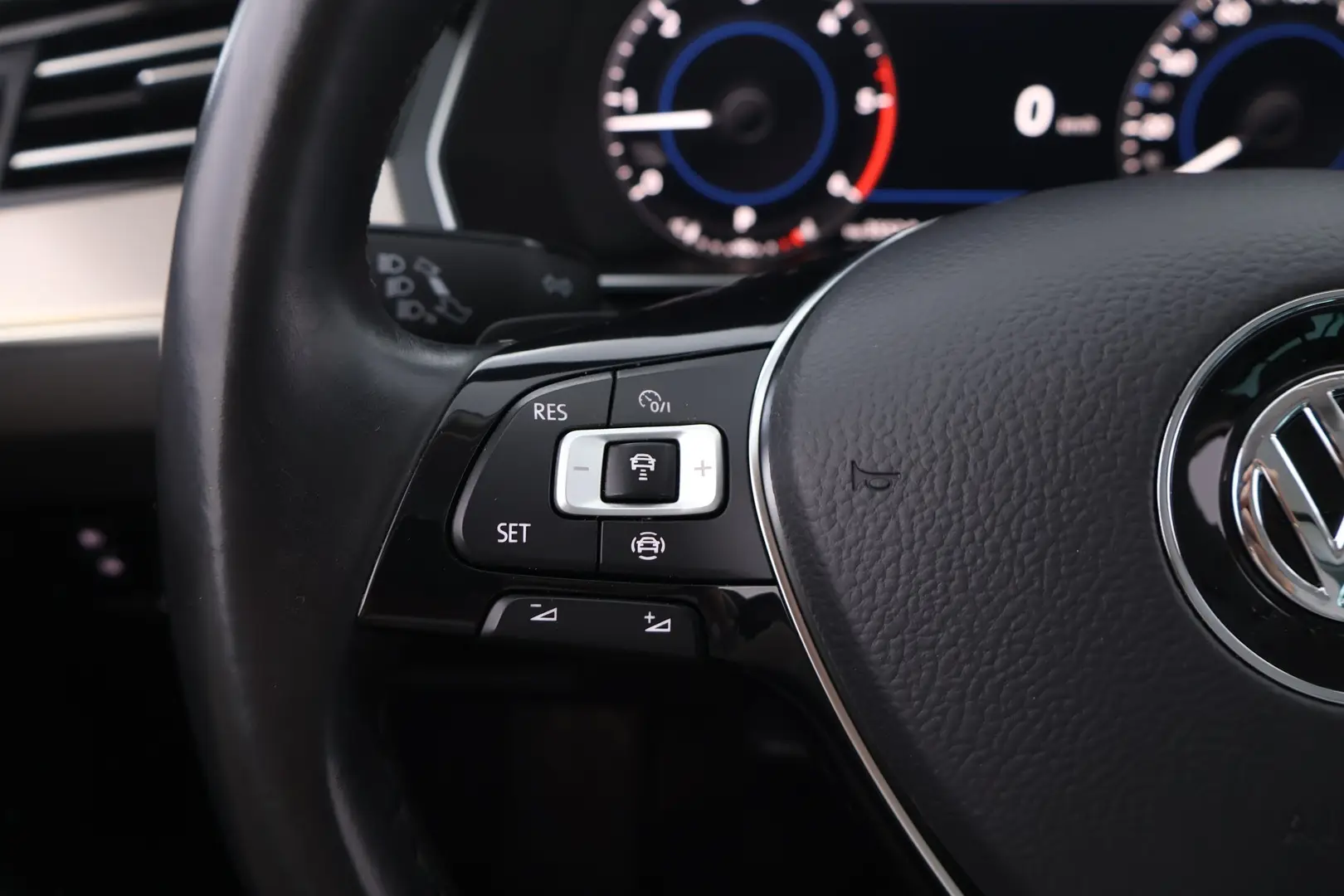 Car Image - 6TlBKIDgdh7CliGkhCbQlC