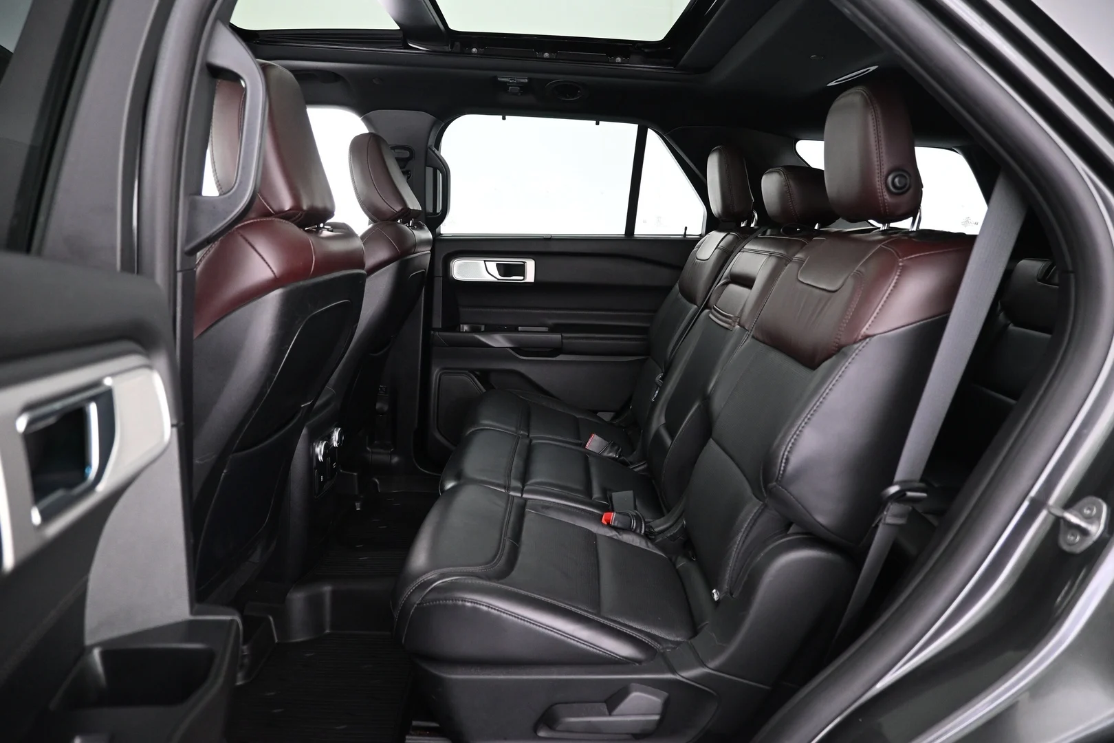 Car Image - 7iYdNEPHaHx2LWb7d5crJc