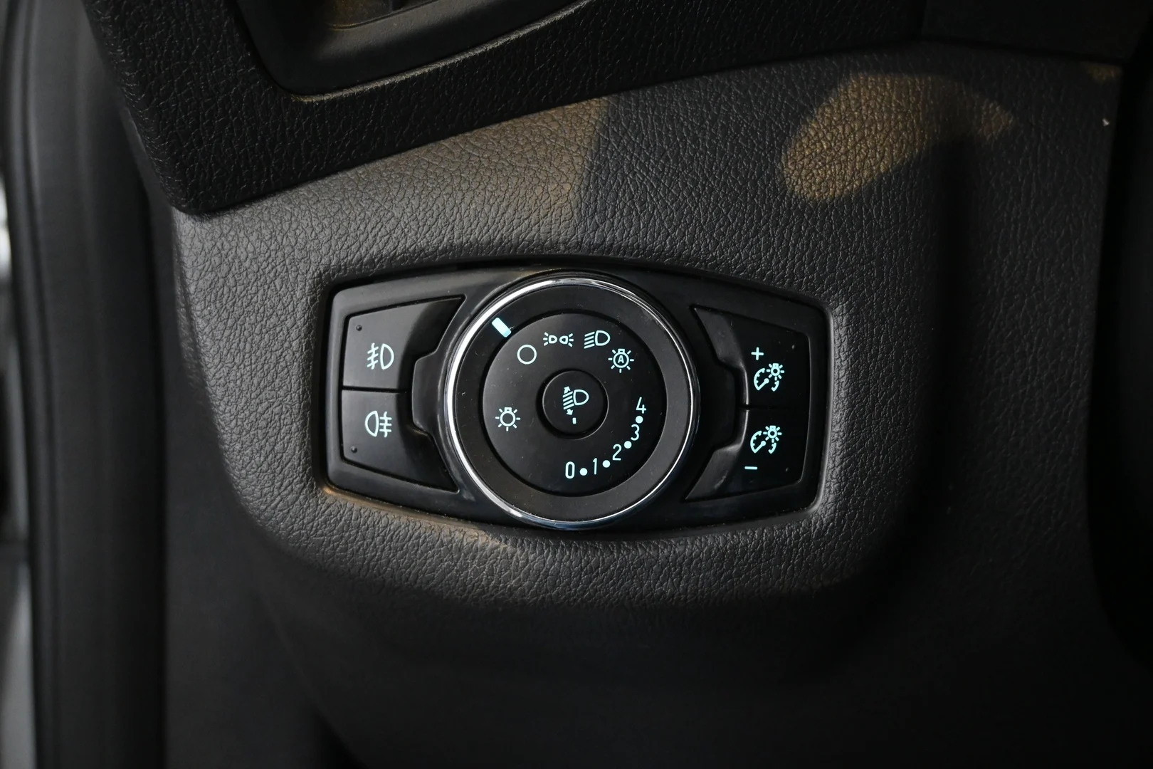 Car Image - 1CWrVQAwoIGrFAfZti4eiq
