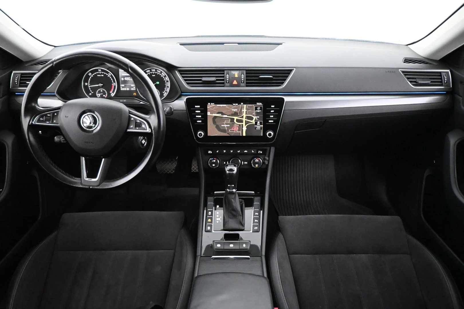 Car Image - lk2dHzc1NX635RBtsq0TI