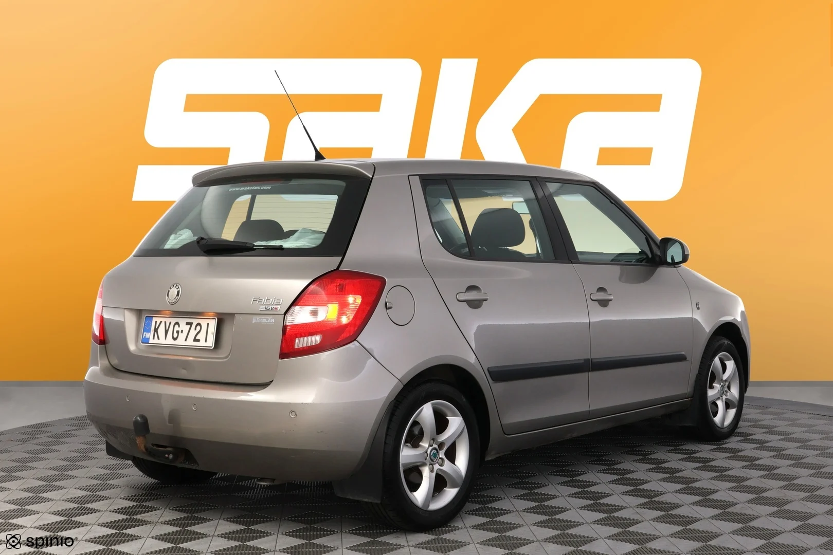 Car Image - 3nKXAnSw5LxPCF7HDJg0V5