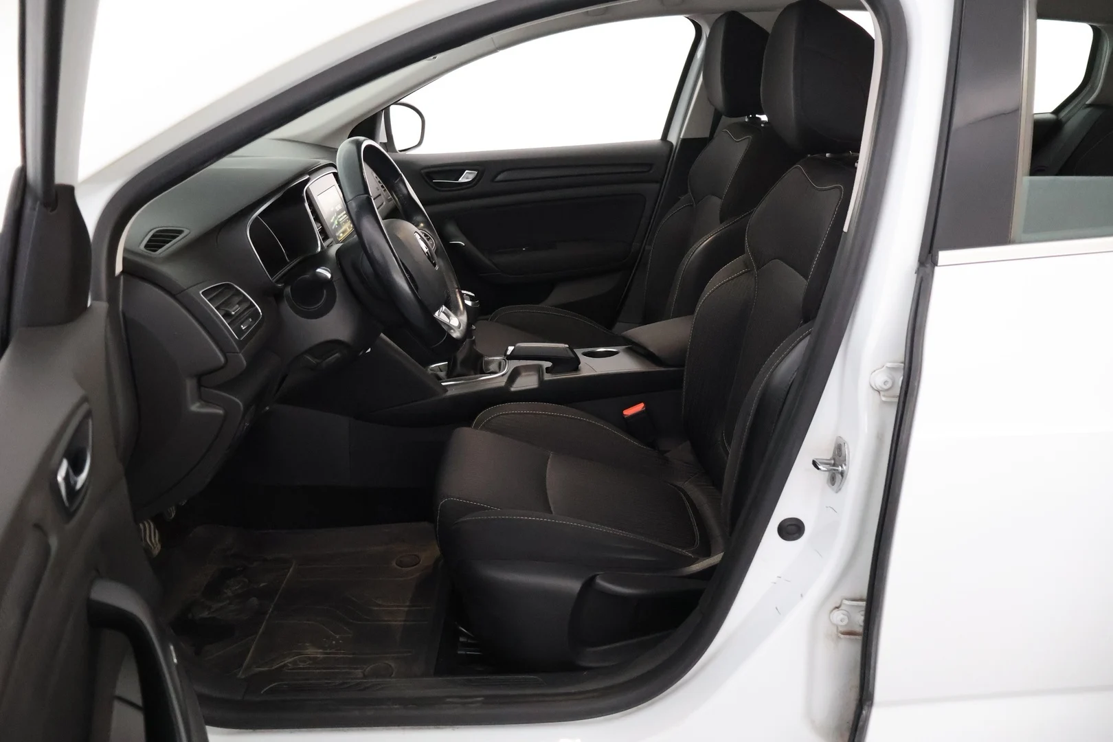 Car Image - 7GdZMZohnVkZClbqkcKPQt