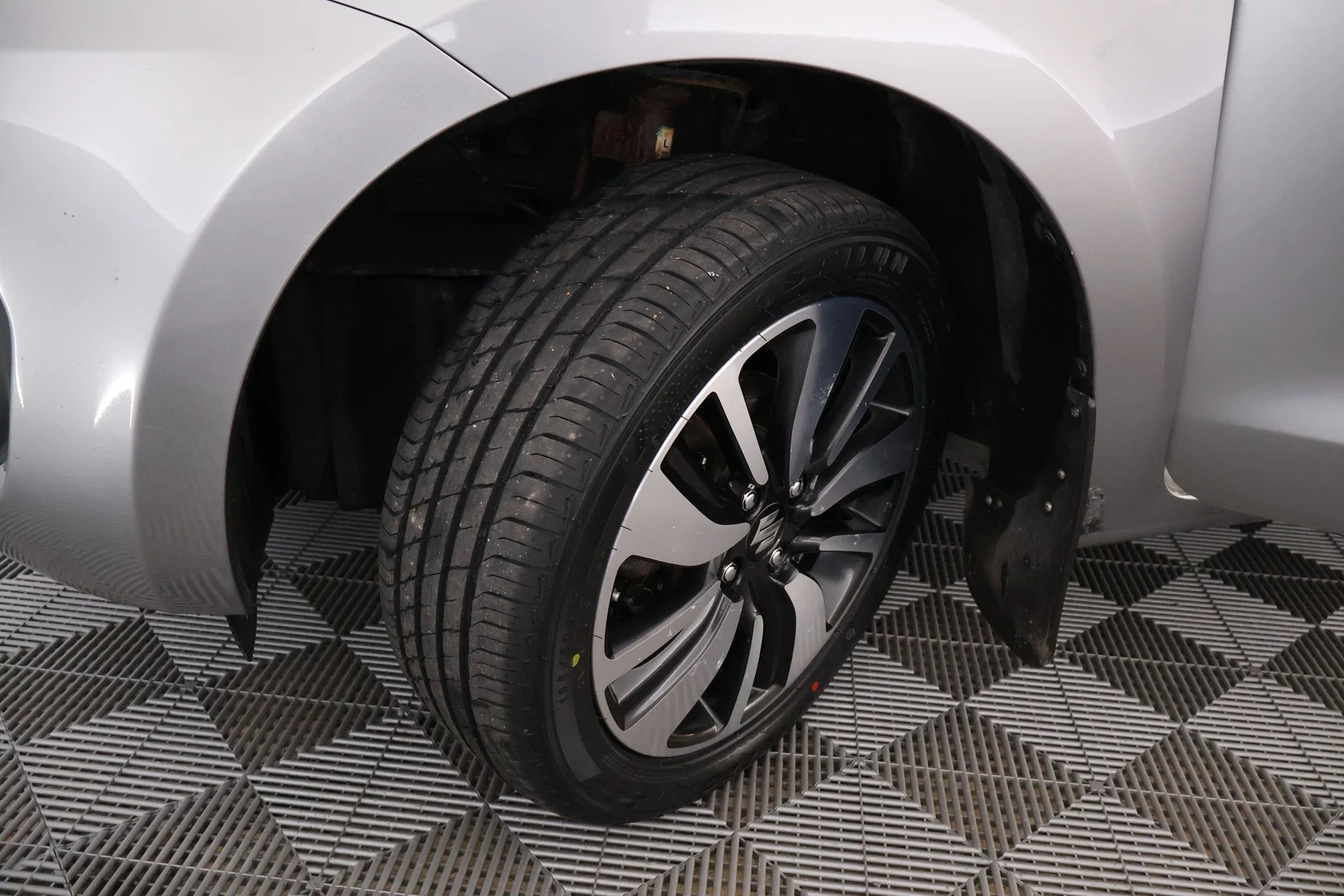 Car Image - 4YZcXHqX7DolcQPQw2Quje