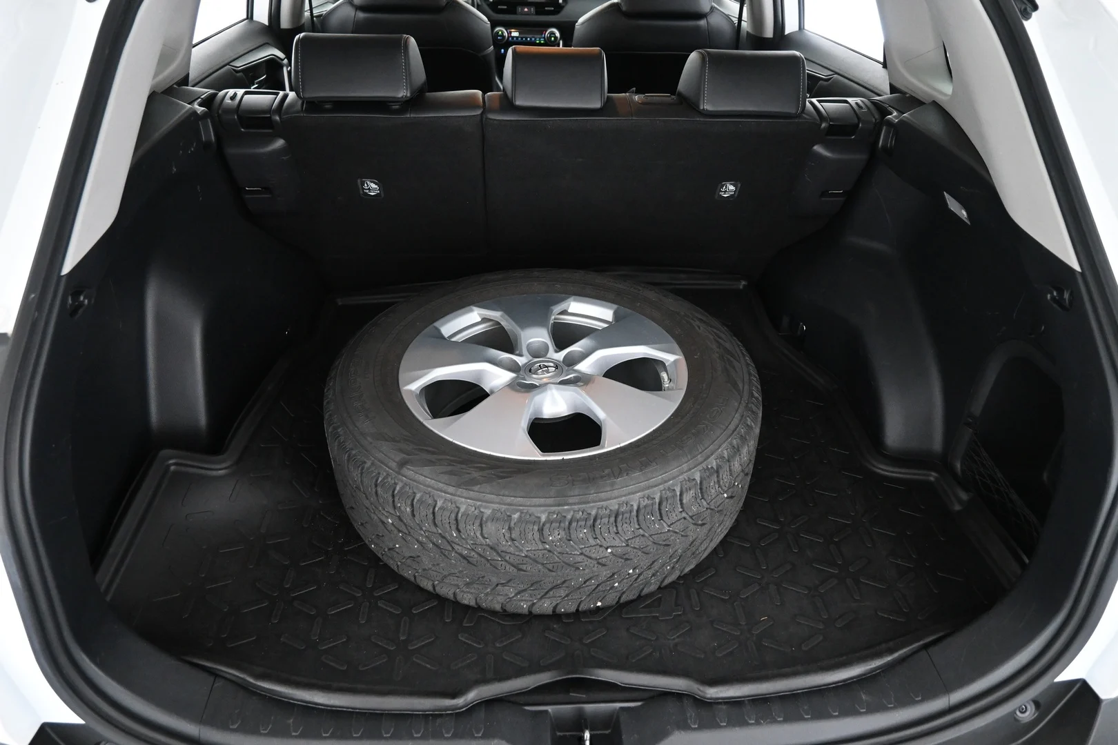 Car Image - 1EgewqCFvI5tXOez7NtppR