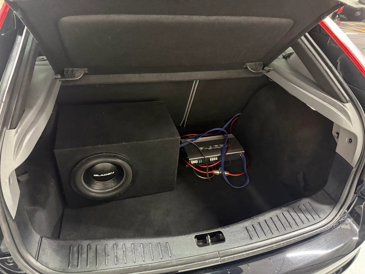 Car Image - 4prEgG1s3yzqAro8aMAeyv