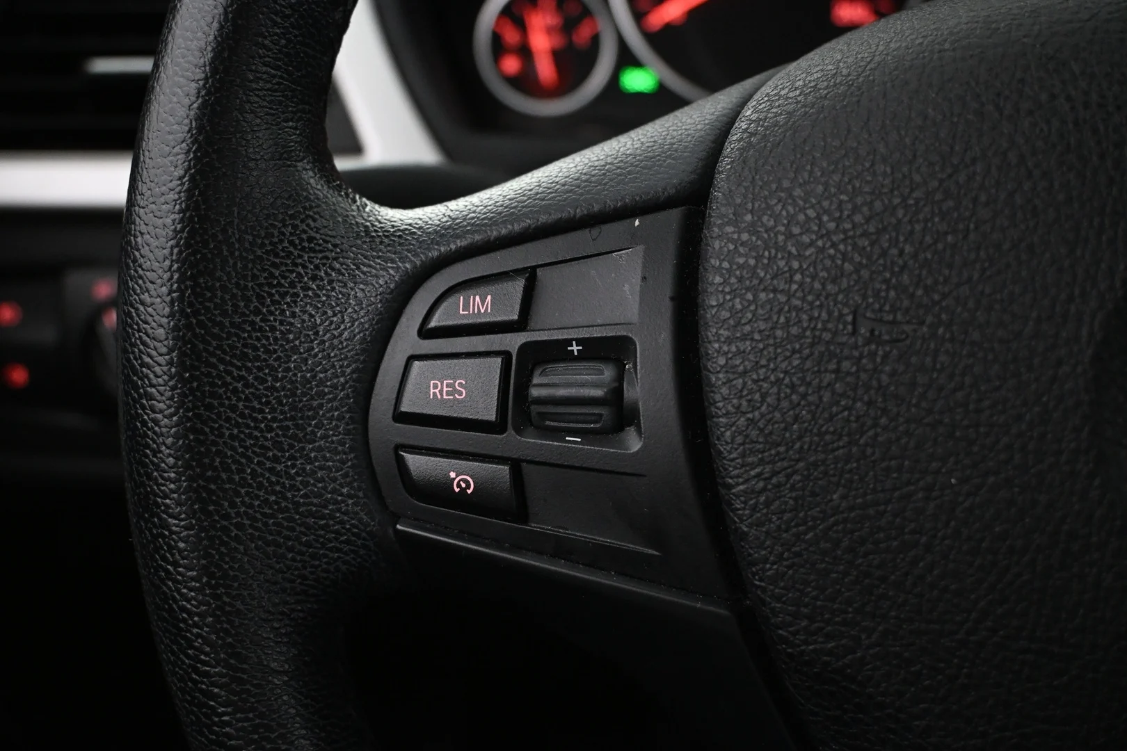 Car Image - 791zJv9Z1QOh0skAmnxfYd