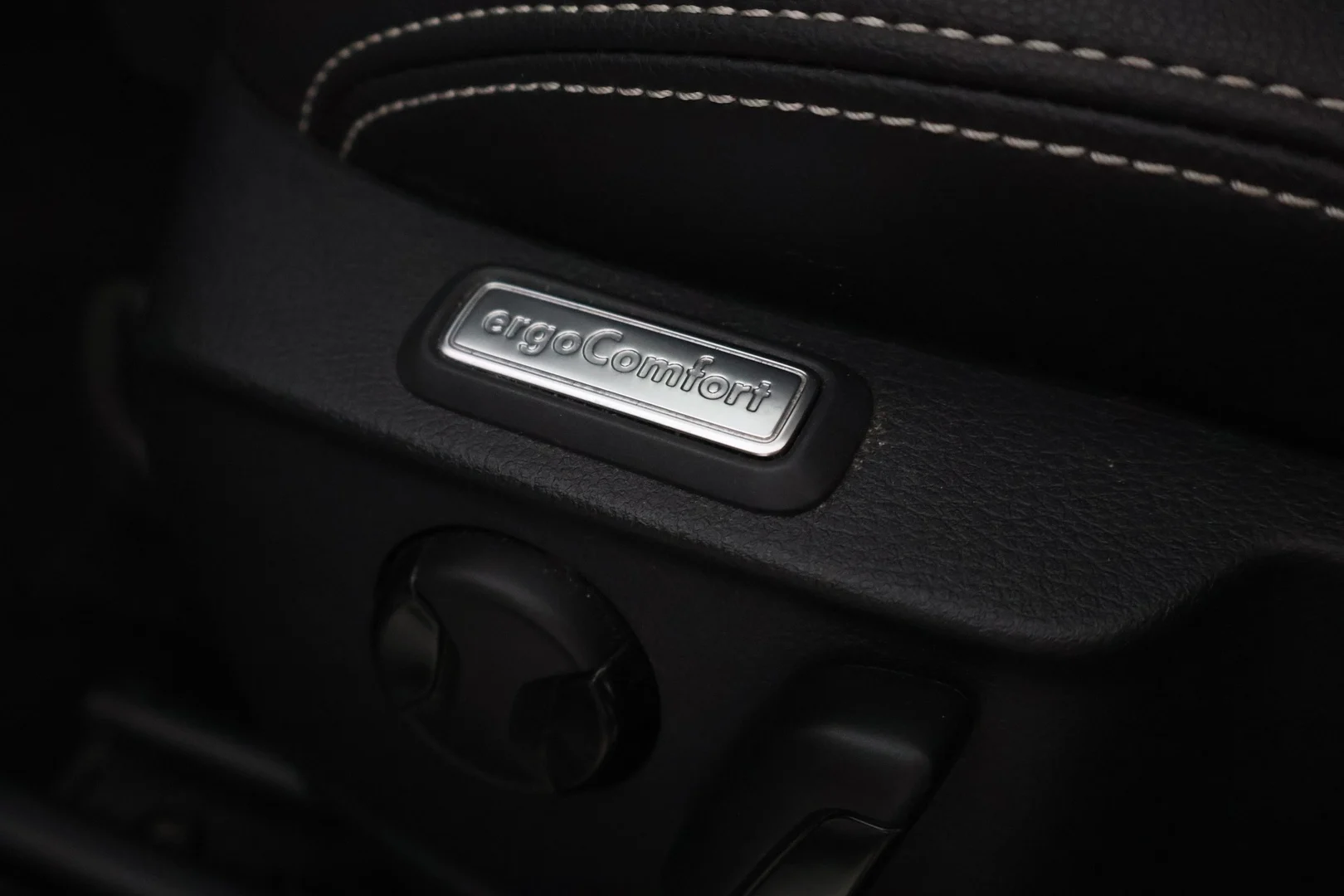 Car Image - 1NMUWUPGxJSmEkzaNAmIW8