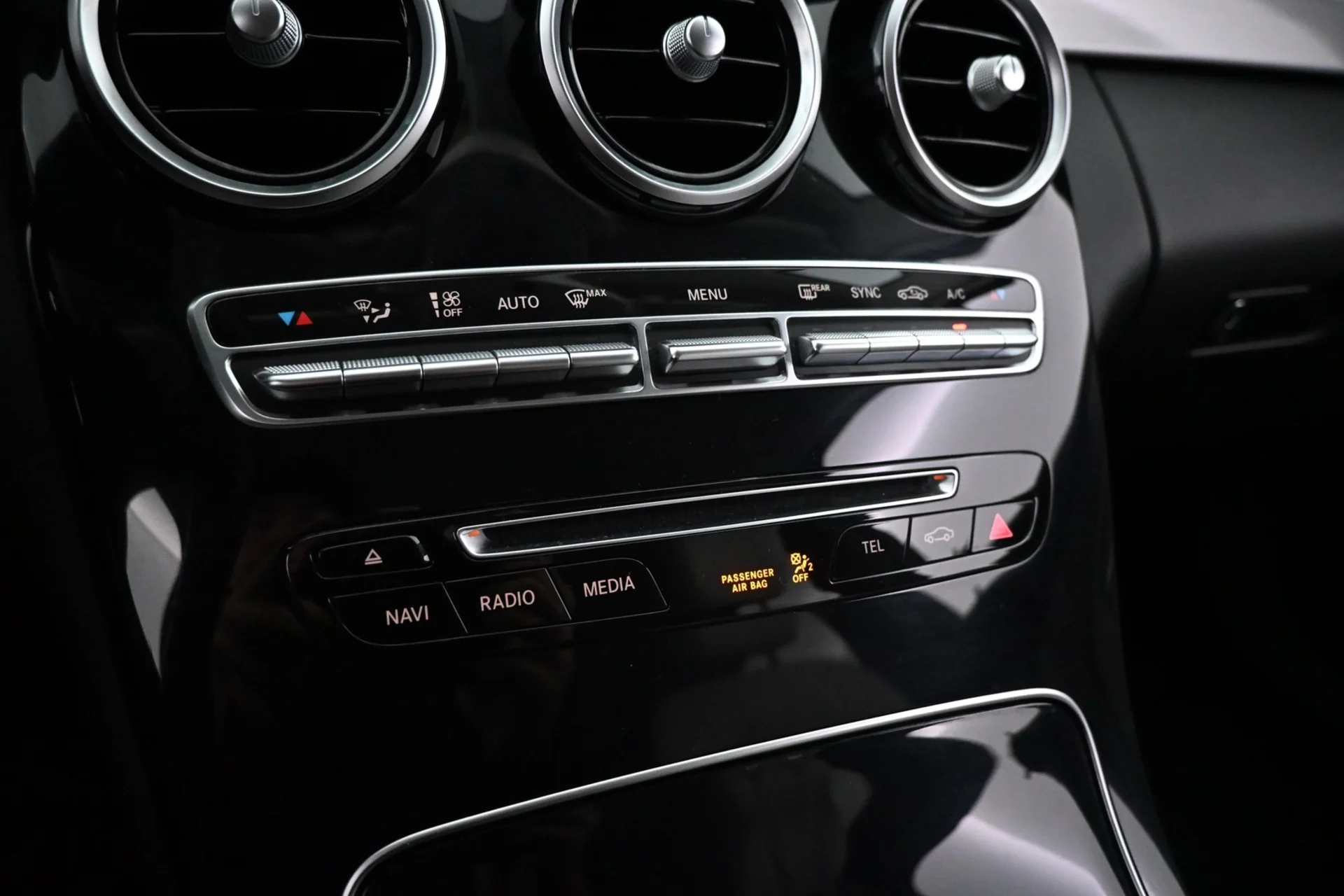 Car Image - 7ADpwcjprPatEzwIQ3DmU2