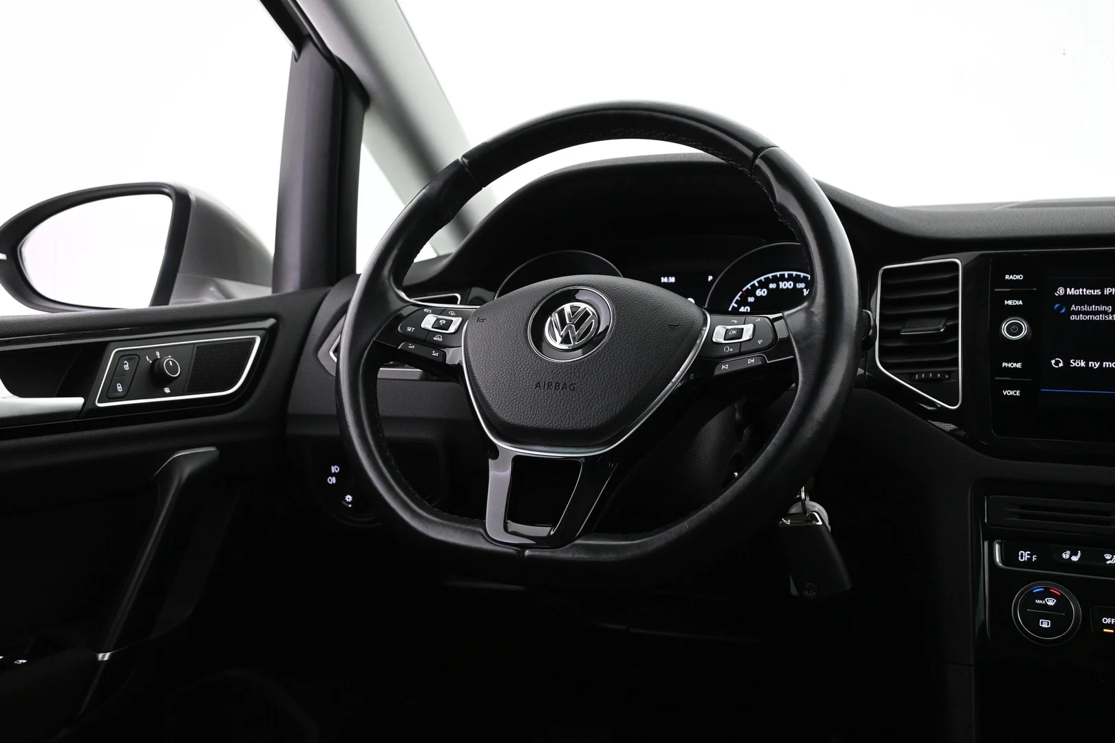 Car Image - 5tRHieHD8vVeXDfLnKZgJm