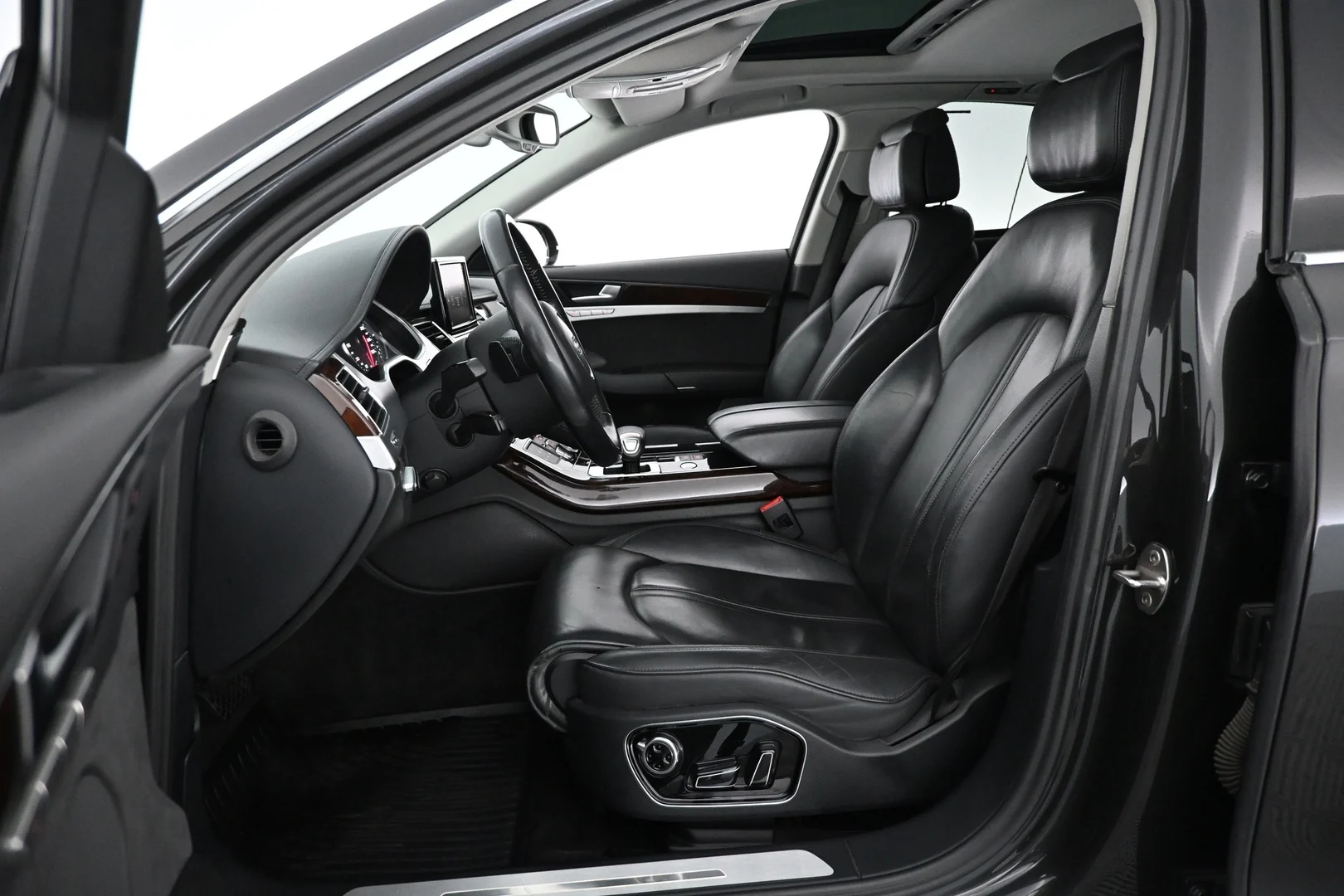 Car Image - 1Jh0JhpVJvhCeFPKSnmnJA