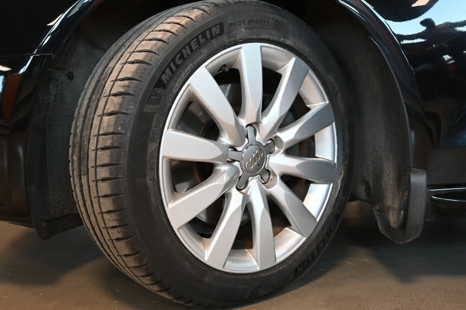 Car Image - 1Z8UWLerMQozMMC83eF9OI