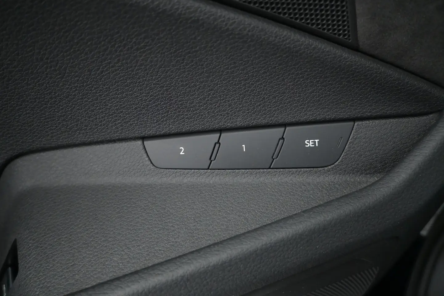 Car Image - 2FsBsh9Mj0VdfPytxPBK6