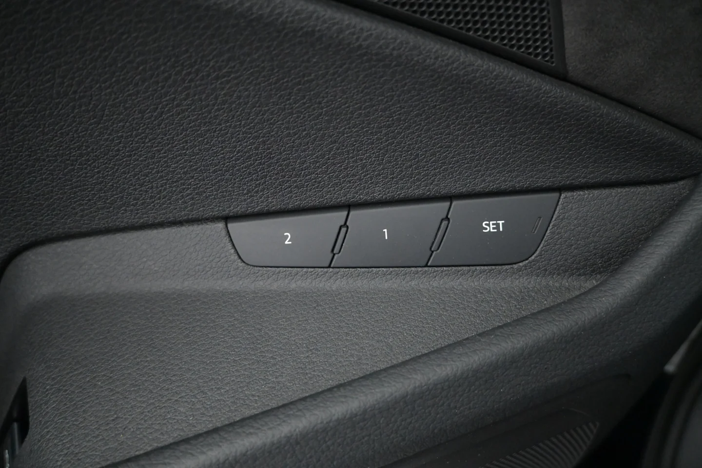 Car Image - 2FsBsh9Mj0VdfPytxPBK6