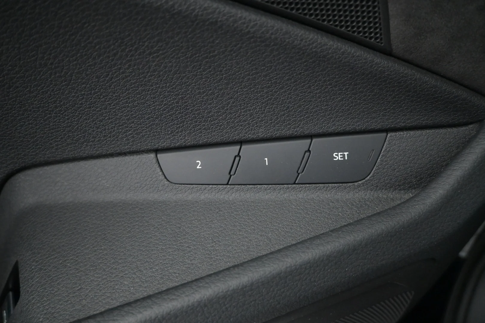 Car Image - 2FsBsh9Mj0VdfPytxPBK6