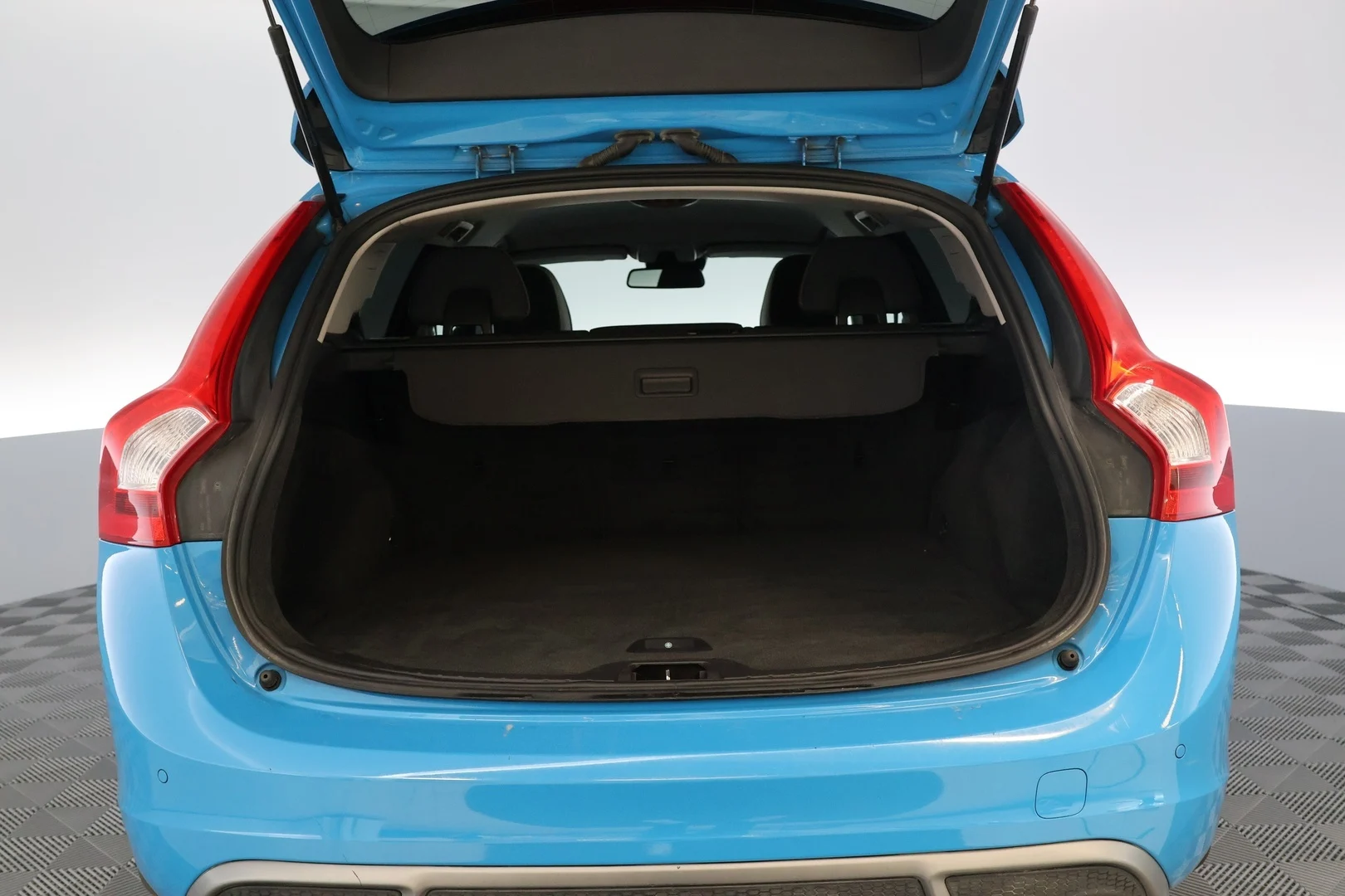 Car Image - 6HCzNiVJWGBkVhB1cGVaUI