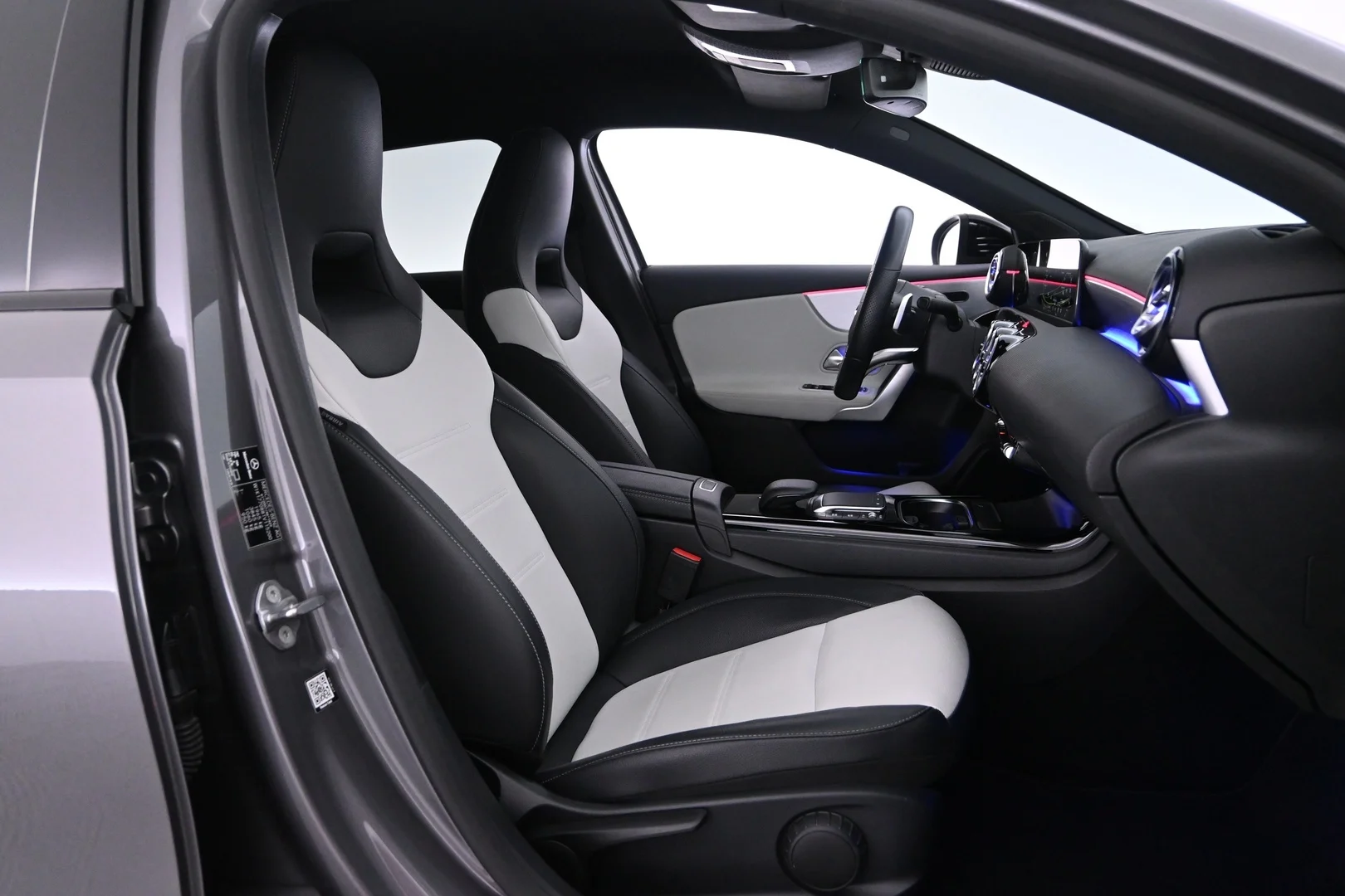 Car Image - 413E791jk1FXdJojn99gUe