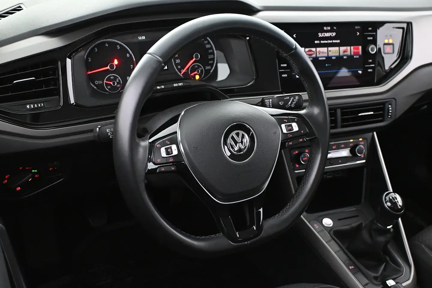 Car Image - 5LG4nS386cEfgvbYPtTG3j