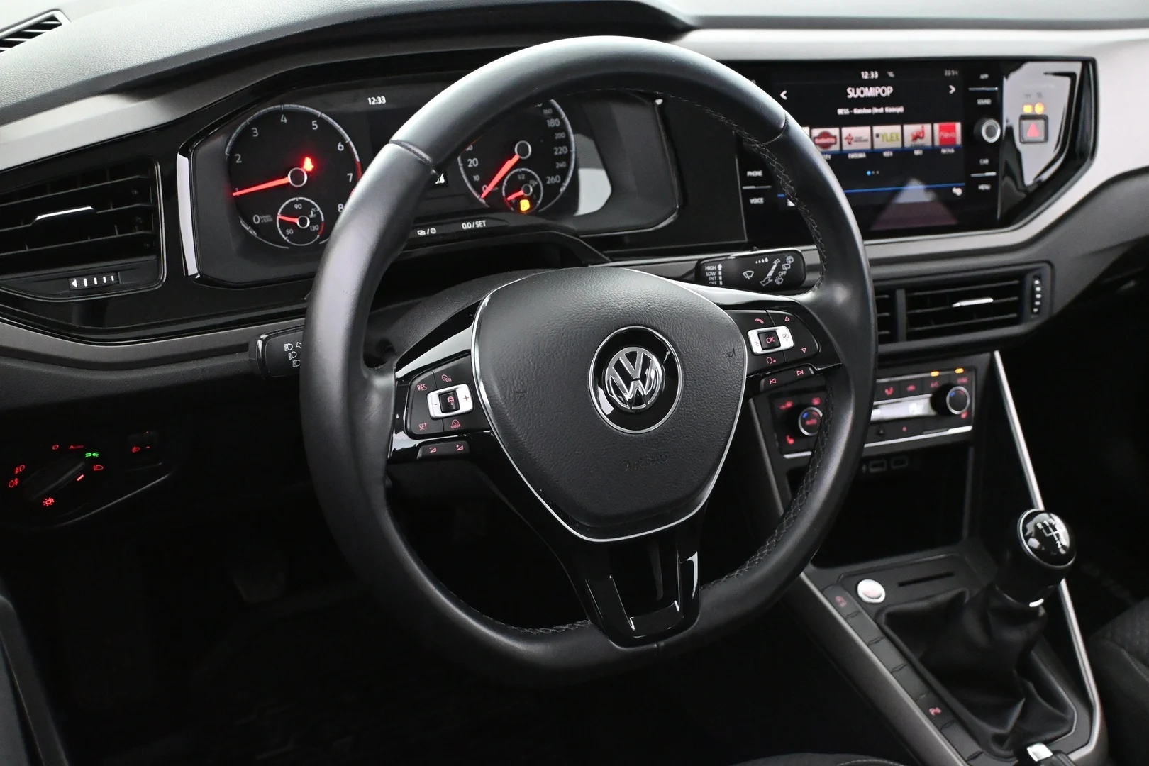 Car Image - 5LG4nS386cEfgvbYPtTG3j