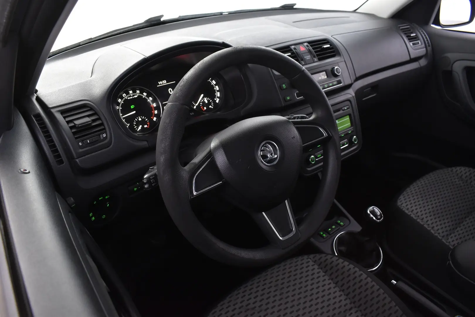 Car Image - 2fJD5CicCmYmO49Di7DwH